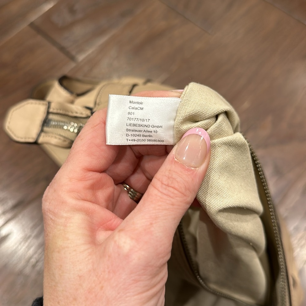 Liebeskind Beelin leather crossbody purse - Picture 6 of 6